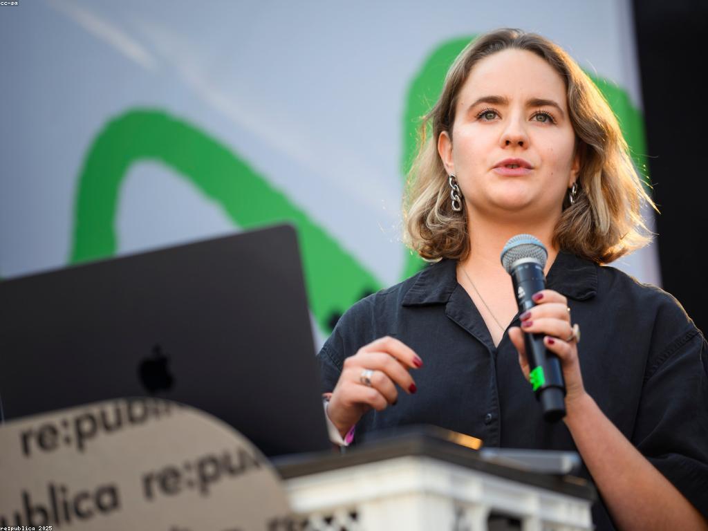 សារៈសំខាន់នៃព្រឹត្តិការណ៍ និង សកម្មភាពក្នុងសង្គម